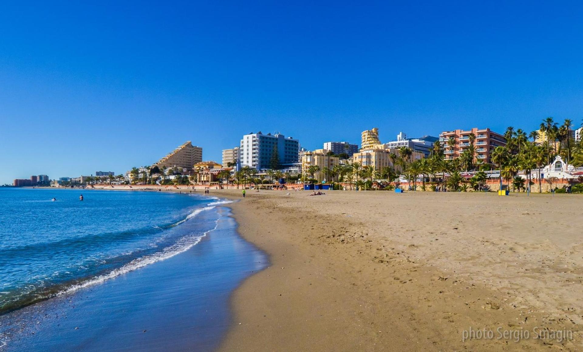 Los Patos I Apartamentos - Segunda Linea De Playa - Parking Gratis - Piscina Benalmádena Exterior foto